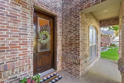 7013 Cherrybark Lane, North Richland Hills, TX 76182 - Photo 2