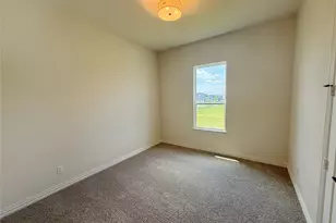 216 Slimp Blf, Azle, TX 76020 - Photo 20