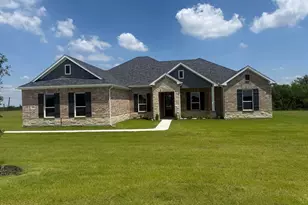 216 Slimp Blf, Azle, TX 76020 - Photo 1