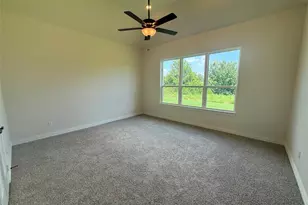 216 Slimp Blf, Azle, TX 76020 - Photo 24