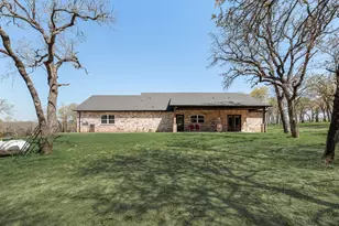 245 Creek Crossing St, Alvord, TX 76225 - Photo 36