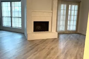 16301 Ledgemont Ln, Addison, TX 75001 - Photo 4