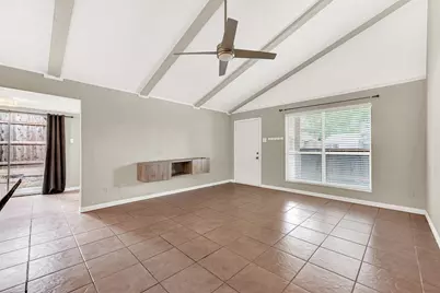 2655 Via Cordova, Carrollton, TX 75006 - Photo 10