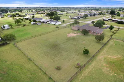 9113 N Monterrey Drive, Alvarado, TX 76009 - Photo 8