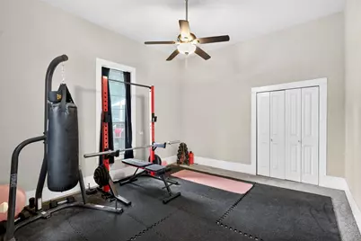107 S Washington Street, Cleburne, TX 76031 - Photo 18