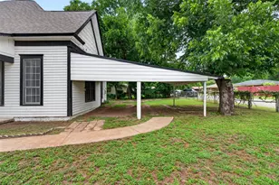 107 S Washington St, Cleburne, TX 76031 - Photo 26