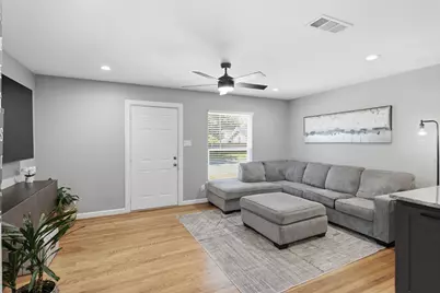 108 W White Avenue, McKinney, TX 75069 - Photo 6