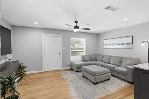 108 W White Ave, McKinney, TX 75069 - Photo 6