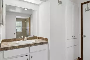 1303 Berkeley Dr, Richardson, TX 75081 - Photo 20