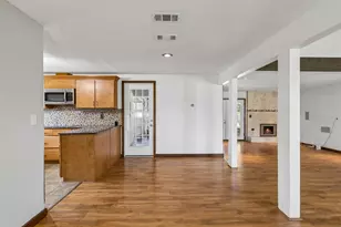 1303 Berkeley Dr, Richardson, TX 75081 - Photo 14