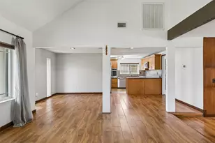 1303 Berkeley Dr, Richardson, TX 75081 - Photo 12