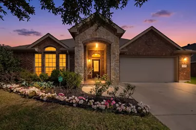 1117 Fairhaven Drive, Glenn Heights, TX 75154 - Photo 2