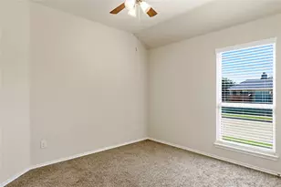 945 Lake Woodland Dr, Little Elm, TX 75068 - Photo 10