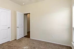 945 Lake Woodland Dr, Little Elm, TX 75068 - Photo 4