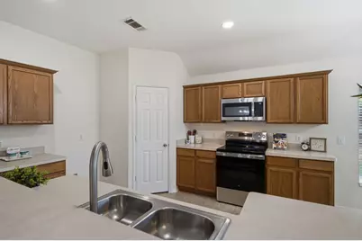 3904 San Lorenzo Drive, Denton, TX 76210 - Photo 10