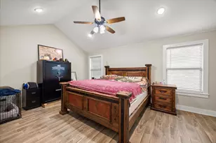 2507 Santiago Dr, Granbury, TX 76048 - Photo 12