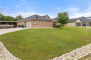 2507 Santiago Dr, Granbury, TX 76048 - Photo 1