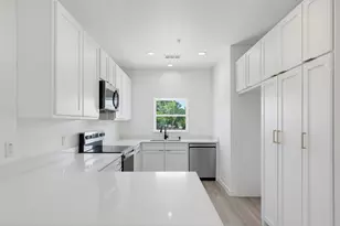 512 S O Connor Rd, Irving, TX 75060 - Photo 2