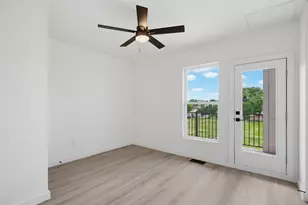 512 S O Connor Rd, Irving, TX 75060 - Photo 18