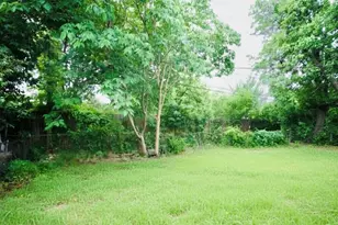 1574 Madrid St, Dallas, TX 75216 - Photo 8