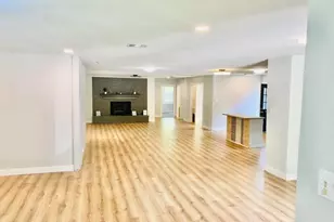 1574 Madrid St, Dallas, TX 75216 - Photo 10