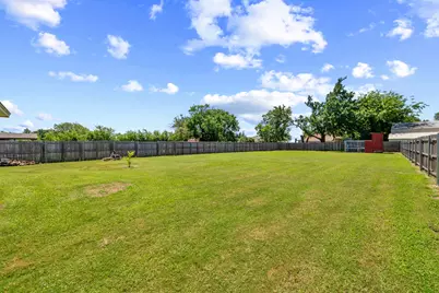 1204 Cutler Street, Tioga, TX 76271 - Photo 14