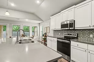 977 Sam St, Springtown, TX 76082 - Photo 8