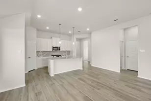 1004 Birchwood Dr, Crowley, TX 76036 - Photo 10