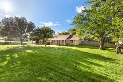 103 Cedar Drive, Oak Leaf, TX 75154 - Photo 8