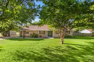 103 Cedar Dr, Oak Leaf, TX 75154 - Photo 38