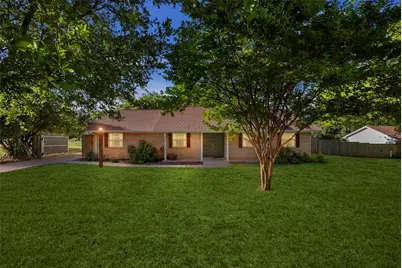 103 Cedar Drive, Oak Leaf, TX 75154 - Photo 1