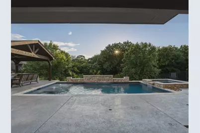 1221 Falcon Drive, Grapevine, TX 76051 - Photo 32