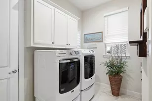 1221 Falcon Dr, Grapevine, TX 76051 - Photo 22