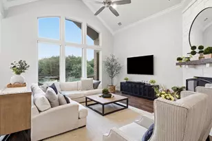 1221 Falcon Dr, Grapevine, TX 76051 - Photo 4