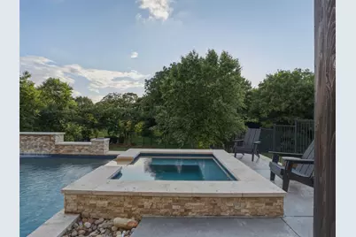 1221 Falcon Drive, Grapevine, TX 76051 - Photo 32