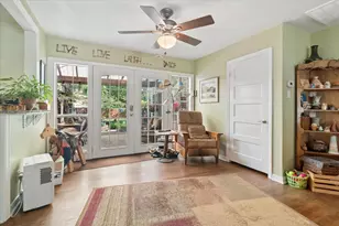 8910 San Fernando Way, Dallas, TX 75218 - Photo 4