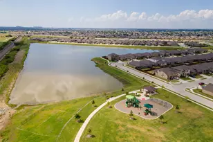 252 Drumcliffe Dr, Fort Worth, TX 76052 - Photo 22