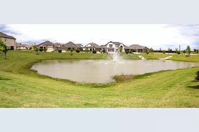 715 Parkside Drive, Justin, TX 76247 - Photo 4
