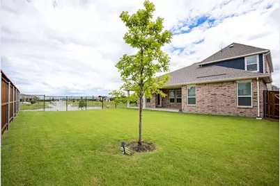 715 Parkside Drive, Justin, TX 76247 - Photo 34