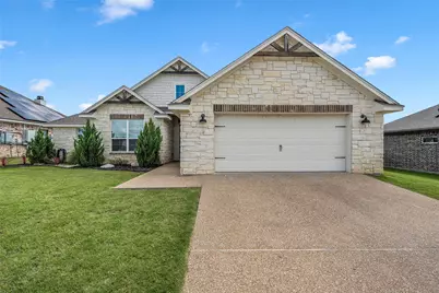 395 Cavitt Court, Robinson, TX 76706 - Photo 2