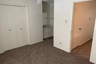 915 N Elm St, Denton, TX 76201 - Photo 12