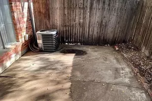 915 N Elm St, Denton, TX 76201 - Photo 18