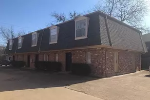 915 N Elm St, Denton, TX 76201 - Photo 1