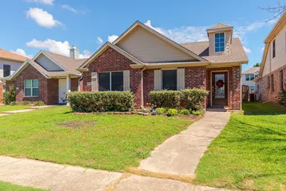 8833 Wayne Street, Cross Roads, TX 76227 - Photo 2