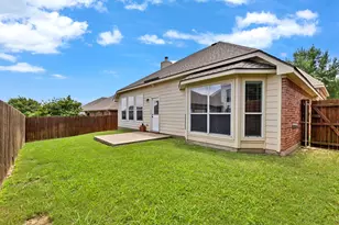 729 Red Elm Ln, Fort Worth, TX 76131 - Photo 30