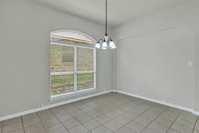 729 Red Elm Lane, Fort Worth, TX 76131 - Photo 6