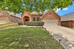 729 Red Elm Ln, Fort Worth, TX 76131 - Photo 1