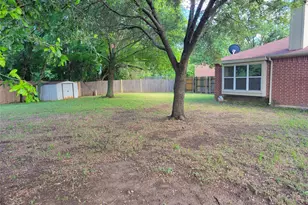 223 Baylor Dr, Glenn Heights, TX 75154 - Photo 18