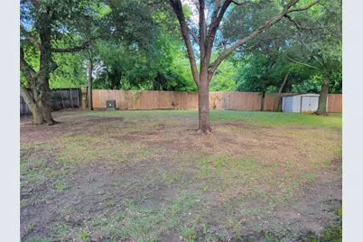223 Baylor Drive, Glenn Heights, TX 75154 - Photo 16