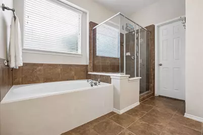 9004 Regal Oaks Drive, McKinney, TX 75072 - Photo 16